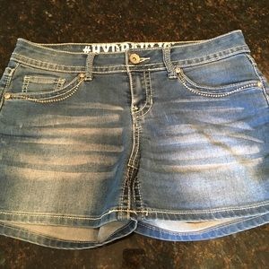 Hydraulic size 11/12 shorts: bailey low rise!